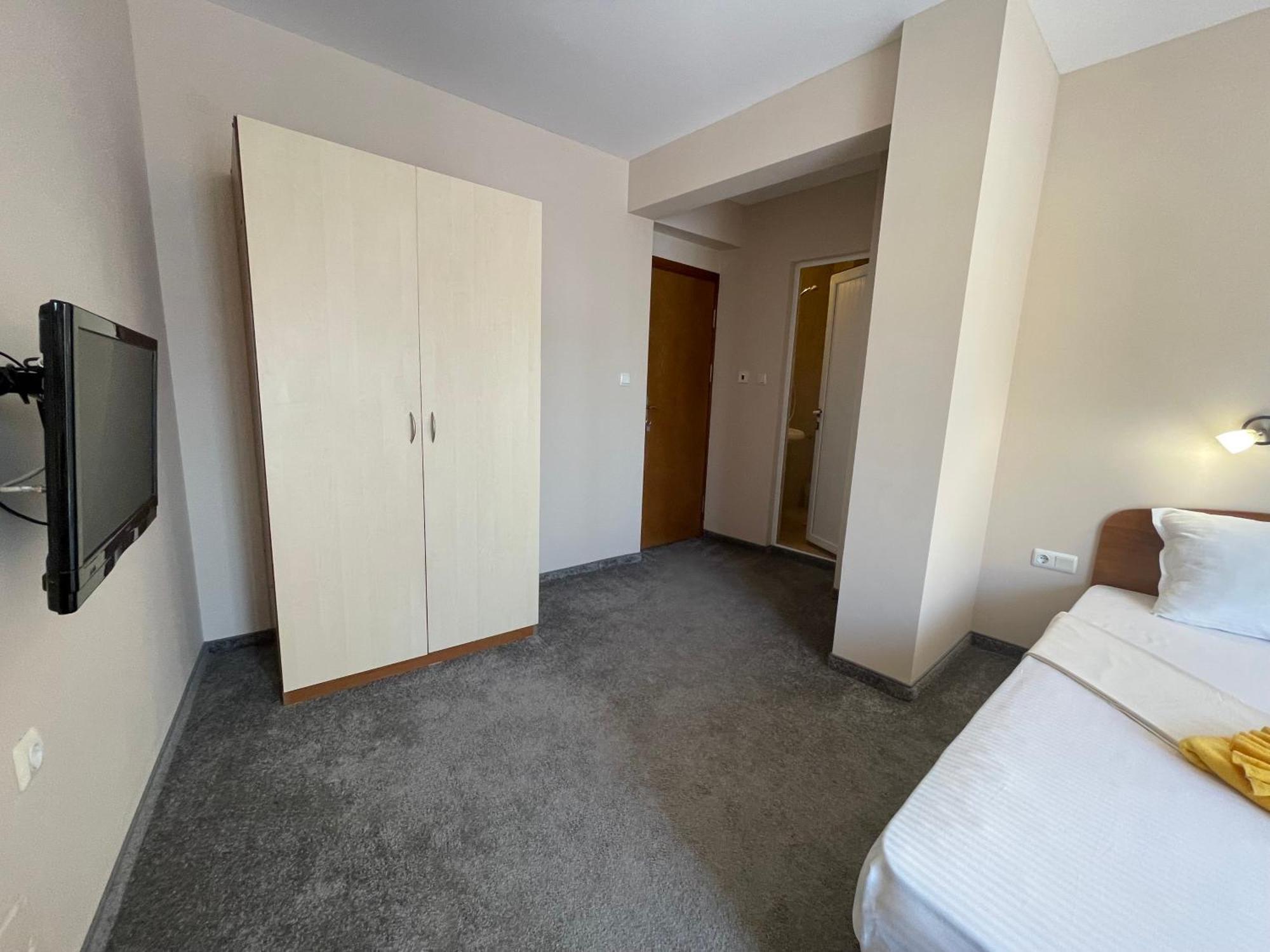 סוזופול Alatoni Beach Hotel מראה חיצוני תמונה