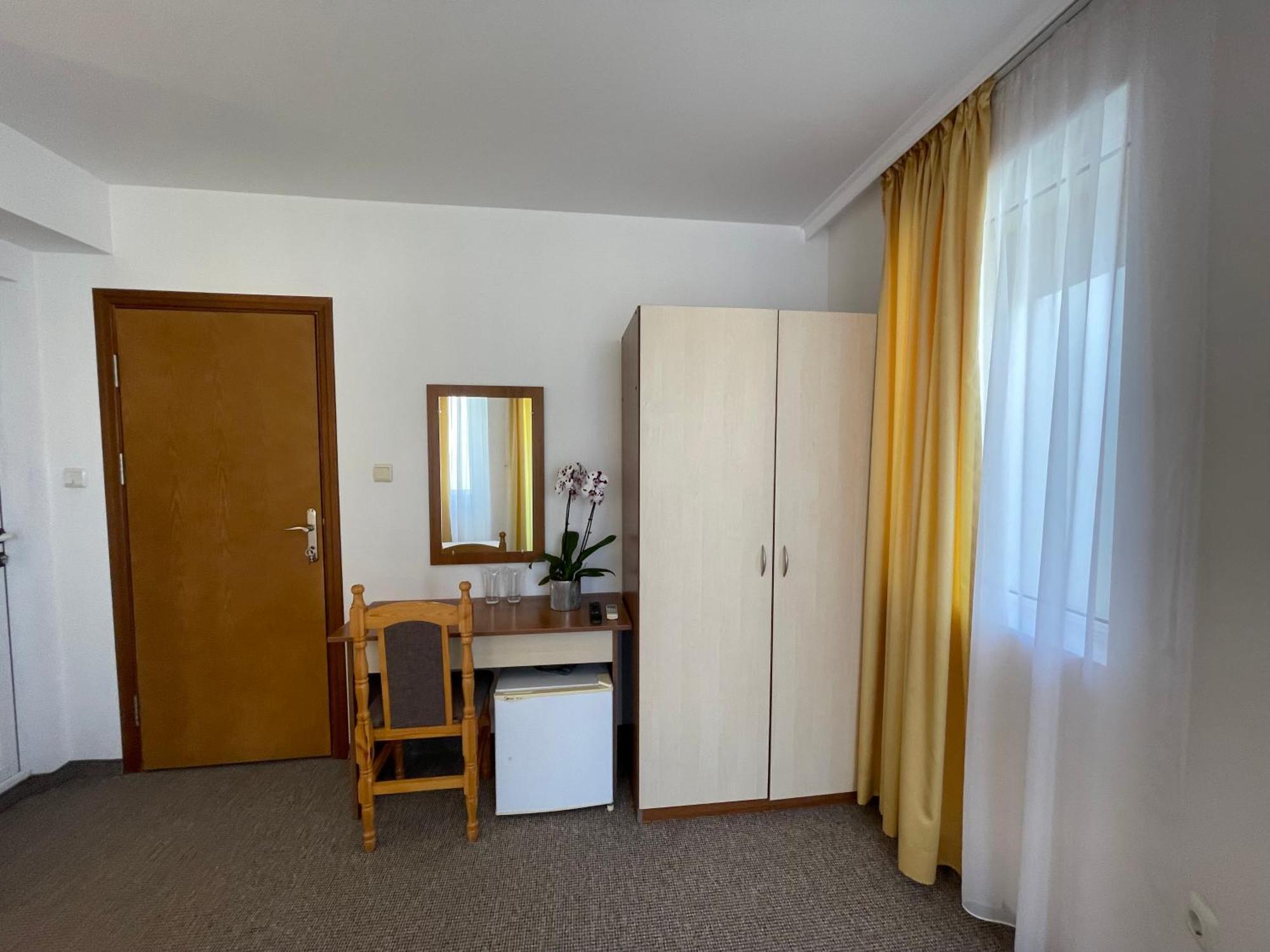 סוזופול Alatoni Beach Hotel מראה חיצוני תמונה
