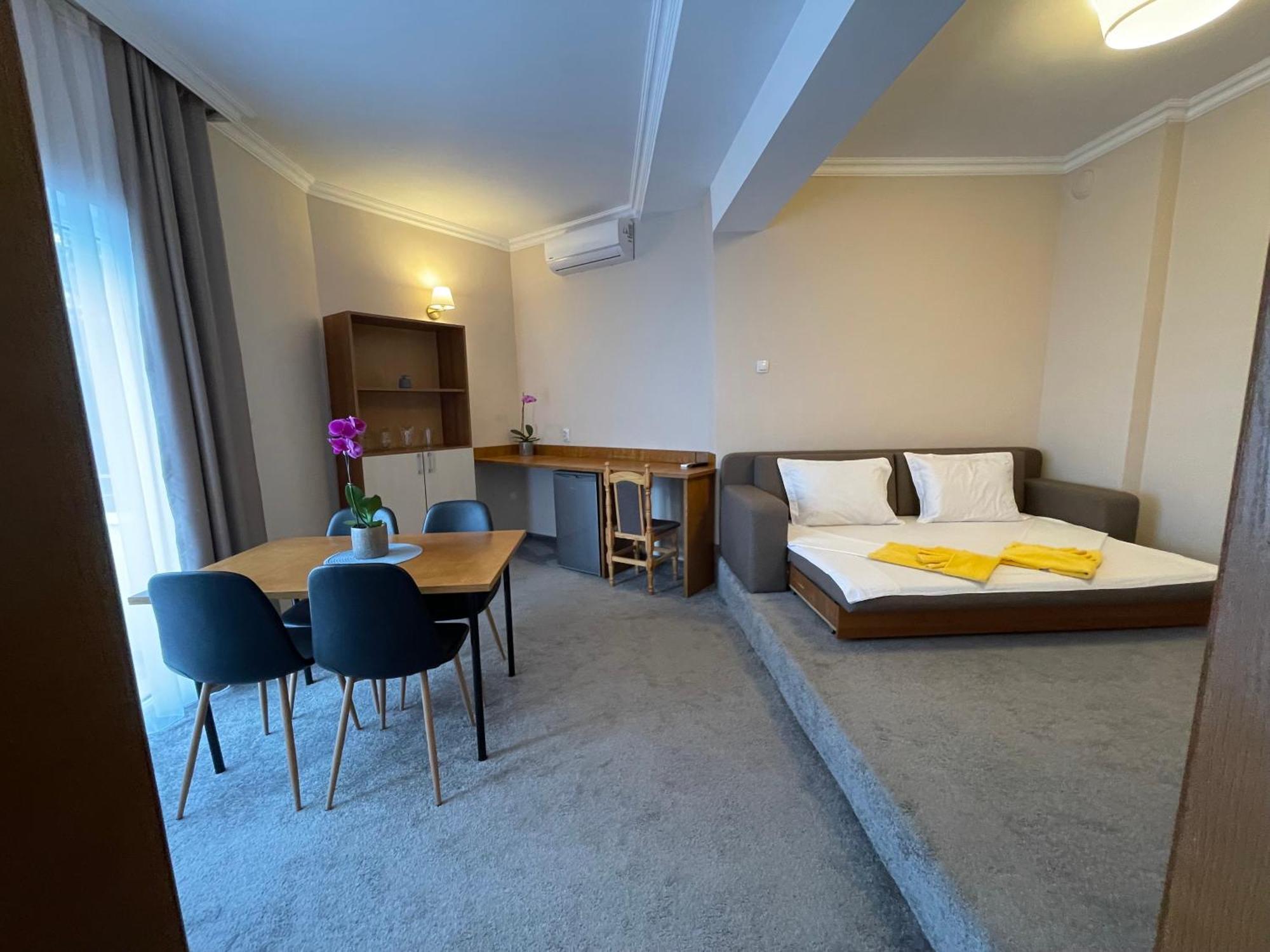 סוזופול Alatoni Beach Hotel מראה חיצוני תמונה